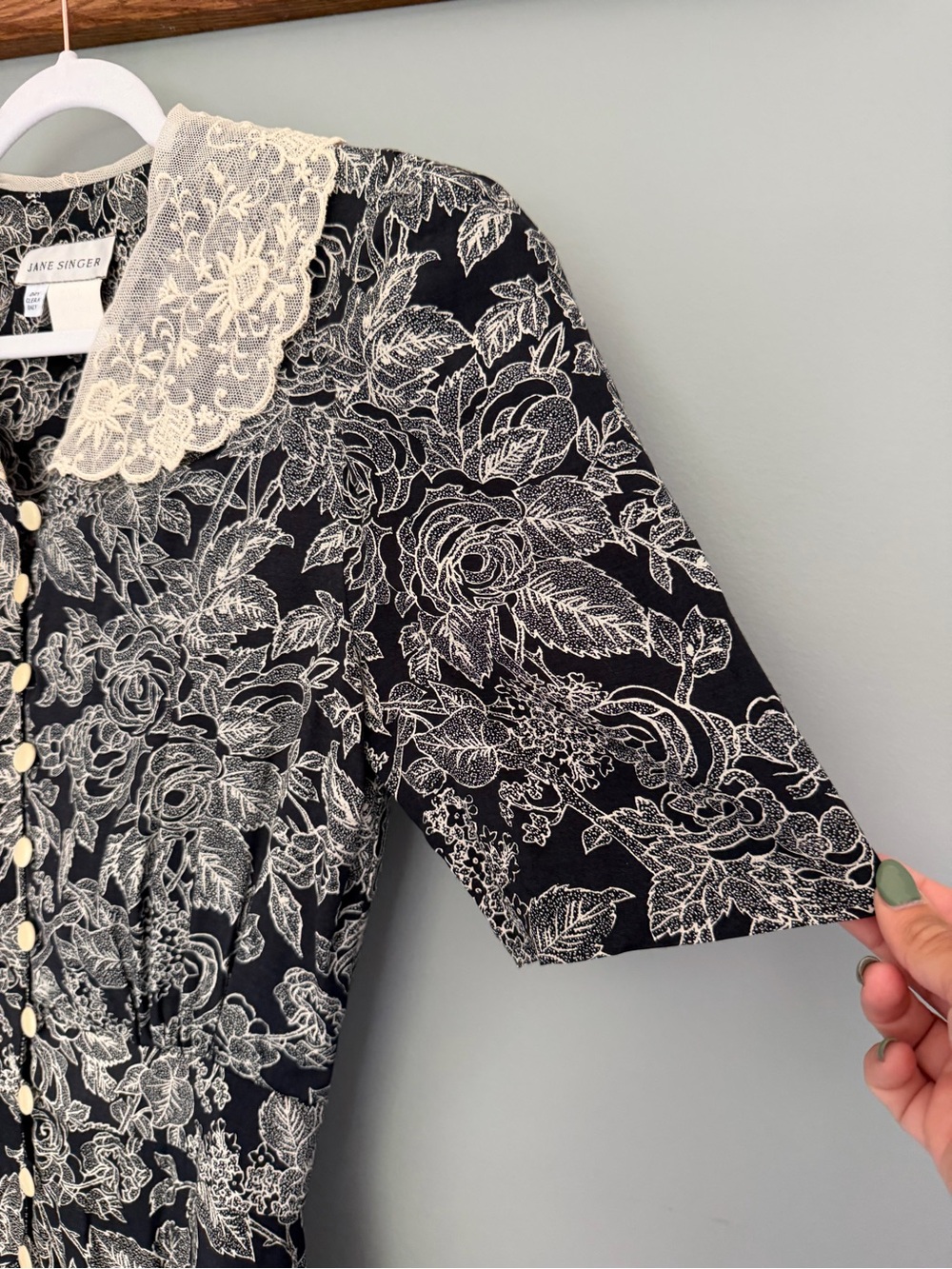Vintage Jane Singer Black Cream Floral Cottagecore Button Front Midi Dress - Picture 6 of 14